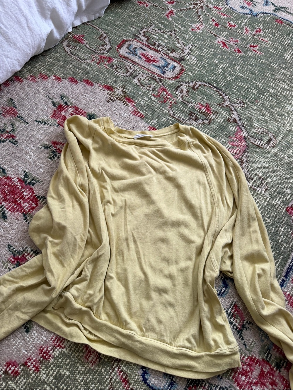 LA Relaxed matching set! Light Yellow Women's Long-Sleeve Top and Bottom